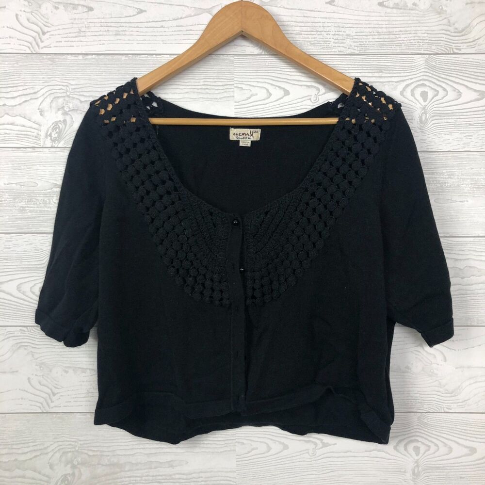 One World Women's 2X Cropped Cardigan Sweater Shrug Short Sleeve Button Front